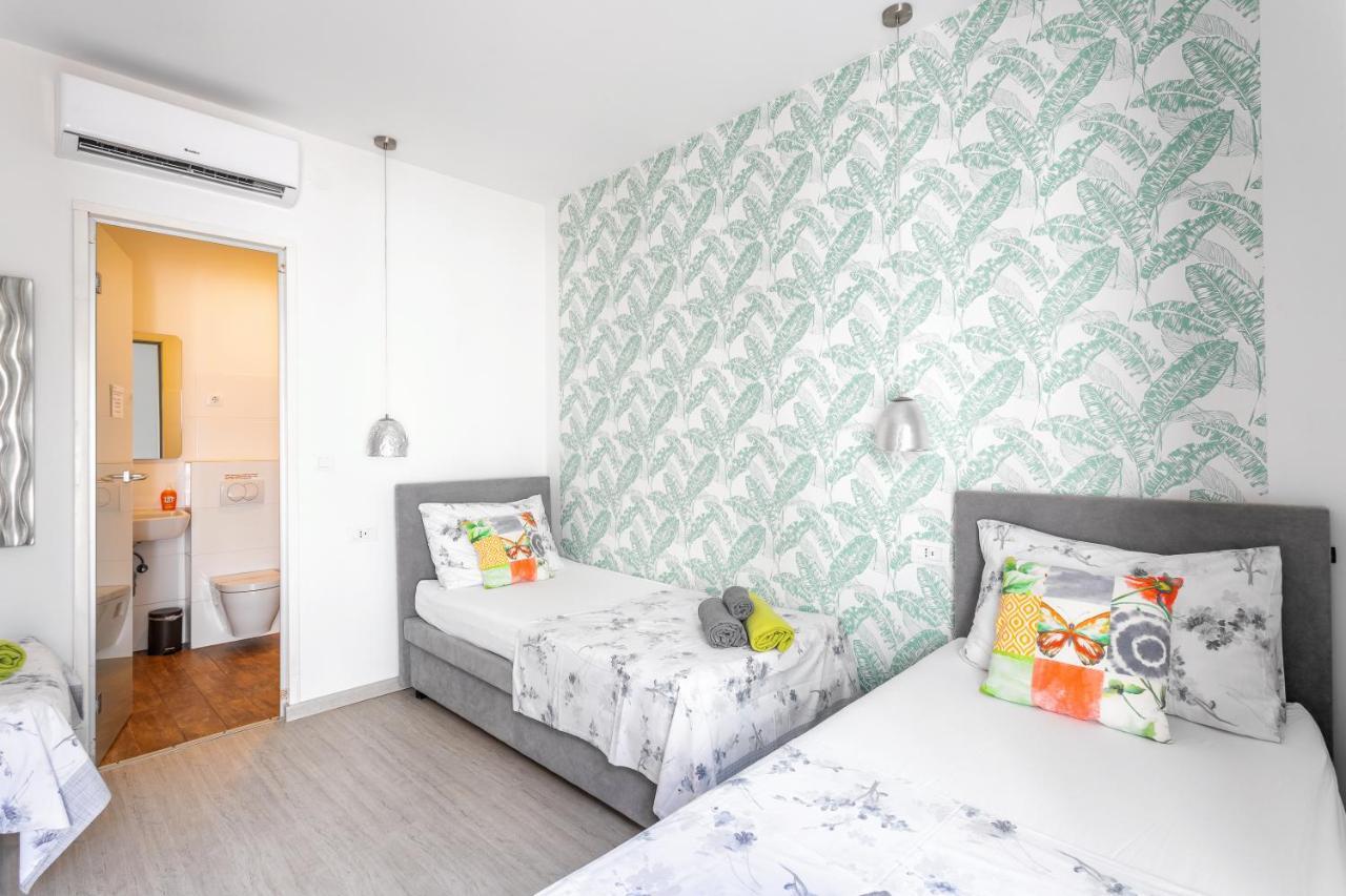 Vierpersoonskamer met Badkamer